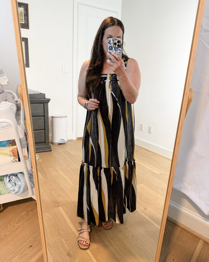 summer outfit | black maxi dress | petite fashion blog Lady in Violet